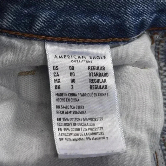American Eagle Mom Jeans High Waisted  Distressed Ripped Blue Size 00 - Picture 9 of 13